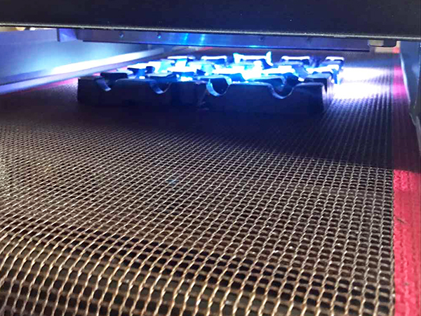 膠件UV粘接固化案例 膠件UV粘接固化案例